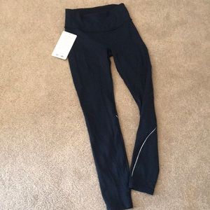 NWT navy blue lululemon Chasing Miles Tights